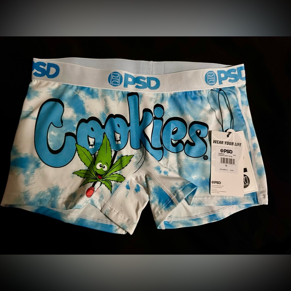 PSD women’s boy shorts - size M - brand new with tags